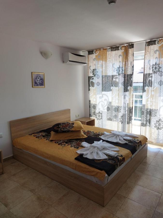 Къща За Гости West Slăntjev Brjag Exteriör bild