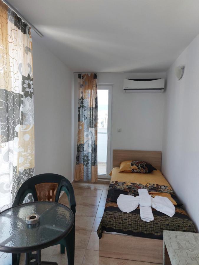 Къща За Гости West Slăntjev Brjag Exteriör bild