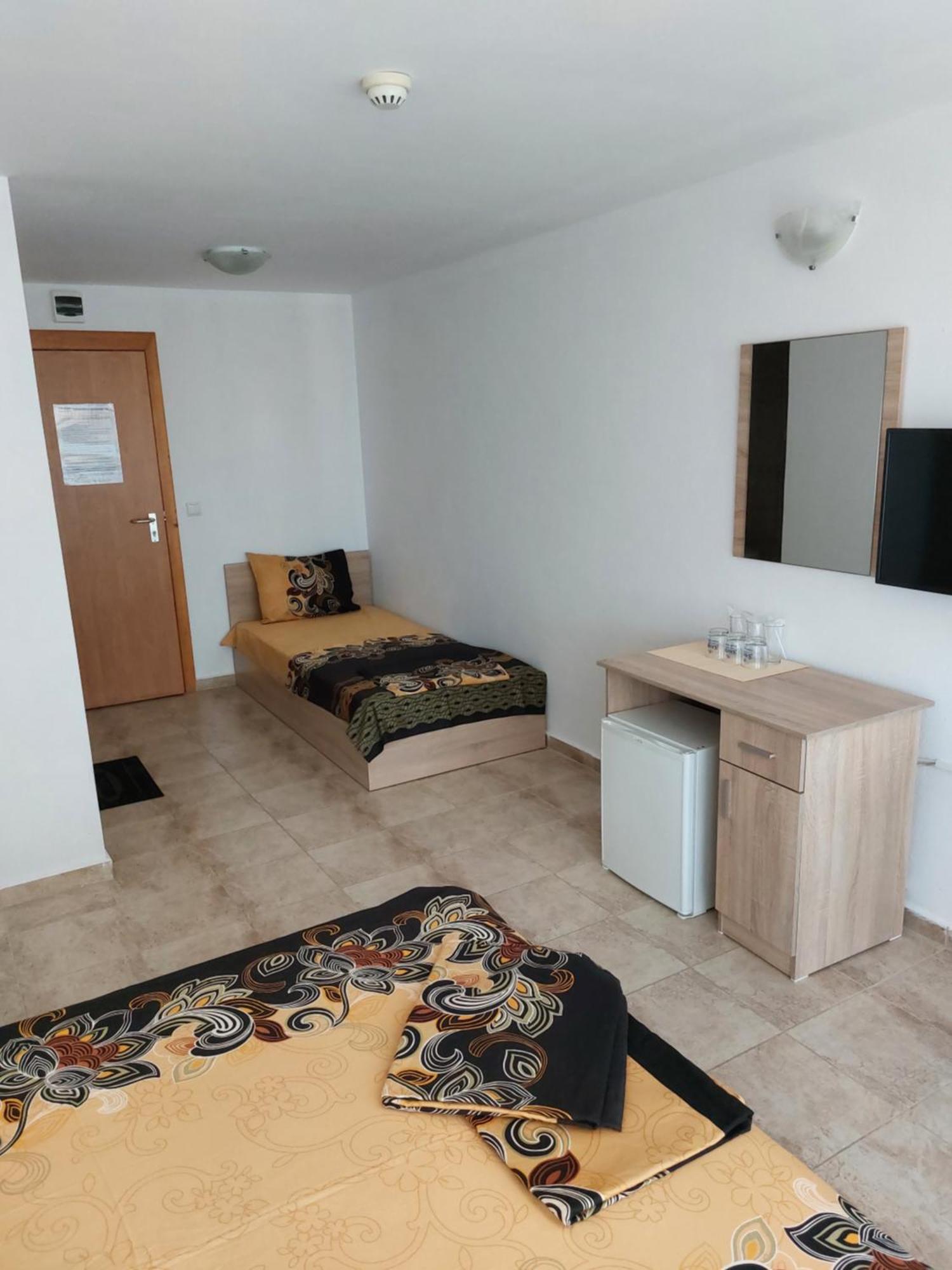 Къща За Гости West Slăntjev Brjag Exteriör bild